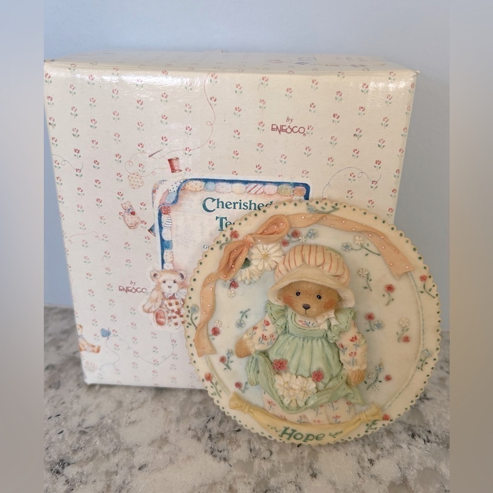Cherished Teddies "Girls with Bonnets" Plaque 1994
